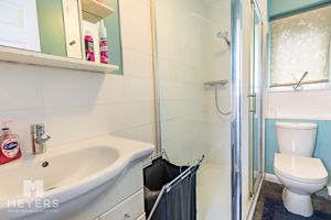 Bathroom - click for photo gallery